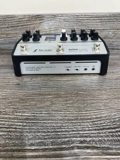 Two Notes - TNREVOLTG 2